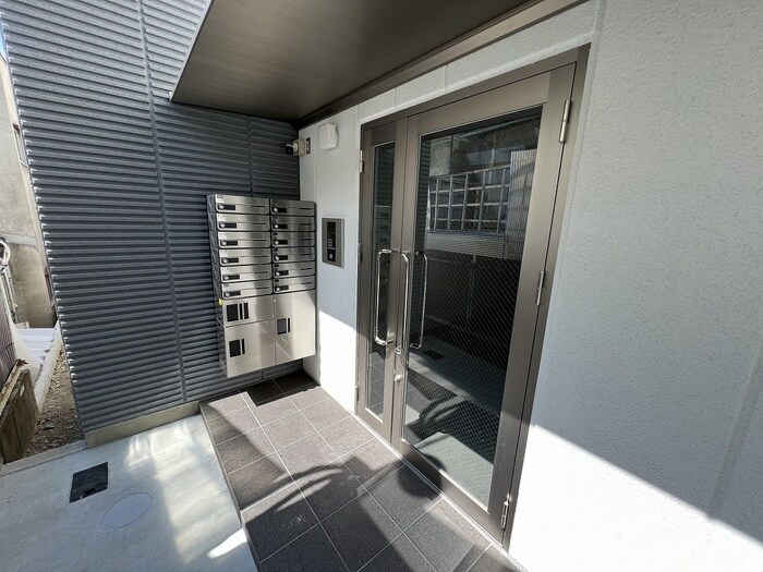 キャトルセゾン豊中本町の物件外観写真