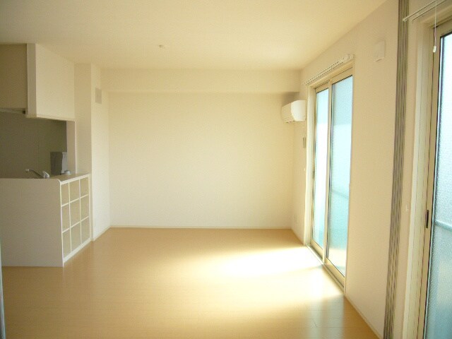 ナイスコ－トⅠの物件内観写真