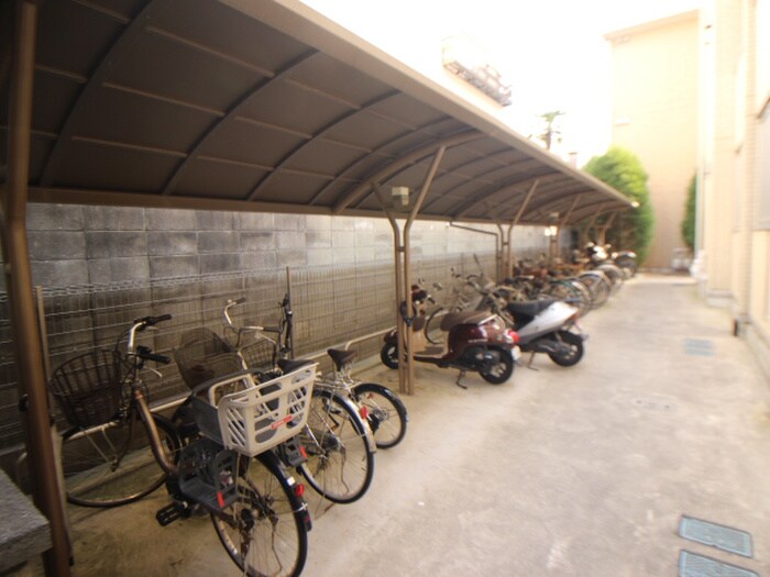 ナイスコ－トⅠの物件外観写真