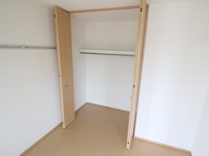 ナイスコ－トⅠの物件内観写真