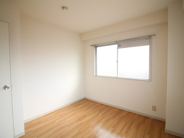 ロイヤルハイツ武庫之荘の物件内観写真