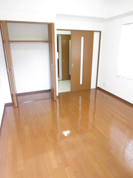 ラクラス高殿の物件内観写真