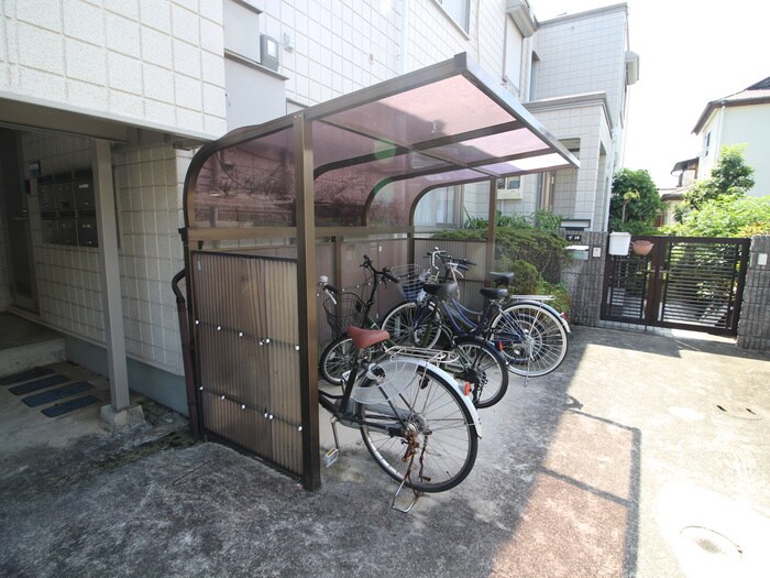 メゾン下仲の物件外観写真