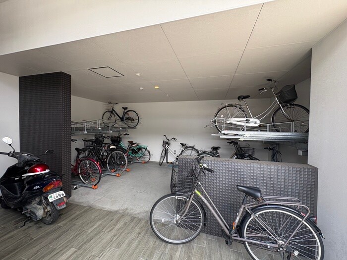 ドムス吉田の物件外観写真