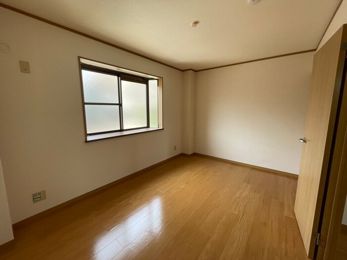 グランプエンテセルカ西町の物件内観写真