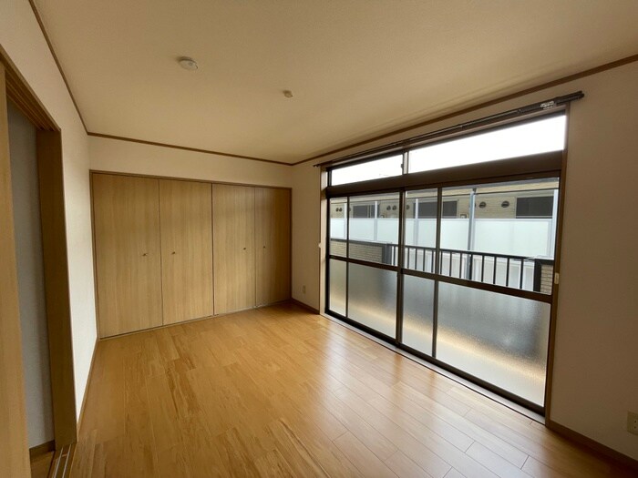 グランプエンテセルカ西町の物件内観写真