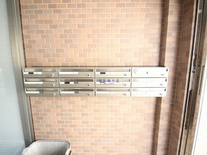 ラ　フェリーチｴの物件外観写真