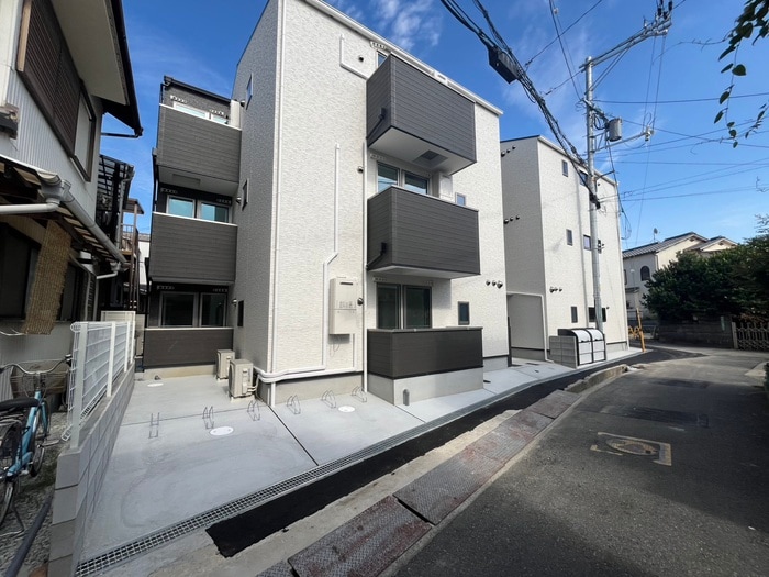 ドエル小花の物件外観写真