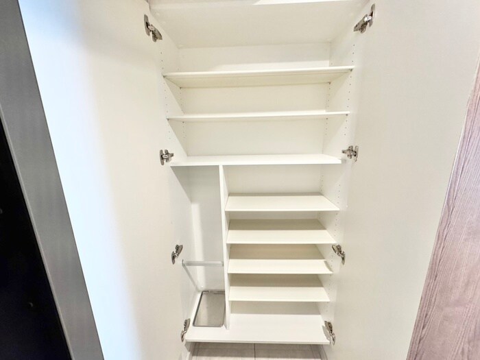 ルネフラッツ谷町四丁目の物件内観写真