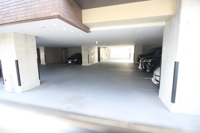 LUXE　ROCK　GARDEN服部本町の物件外観写真