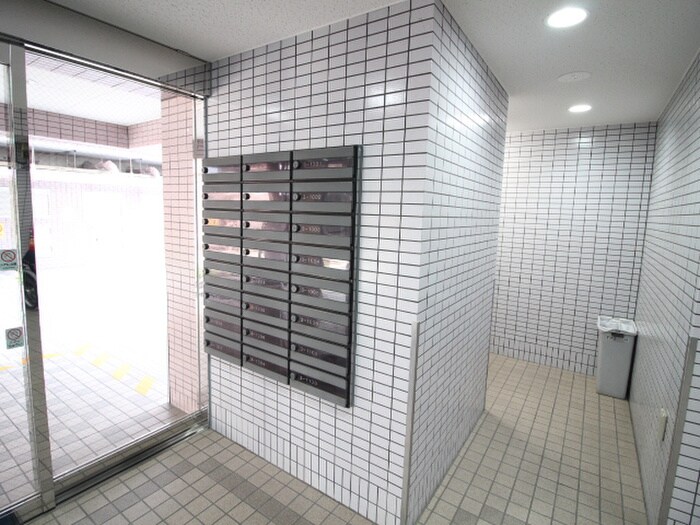 シャンテ川西３号棟（７０３）の物件外観写真