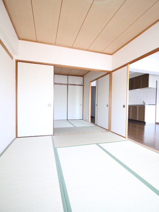 シャンテ川西３号棟（７０３）の物件内観写真