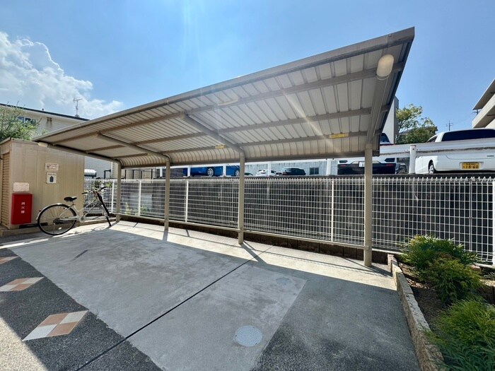 サン・フェリスタⅠの物件外観写真