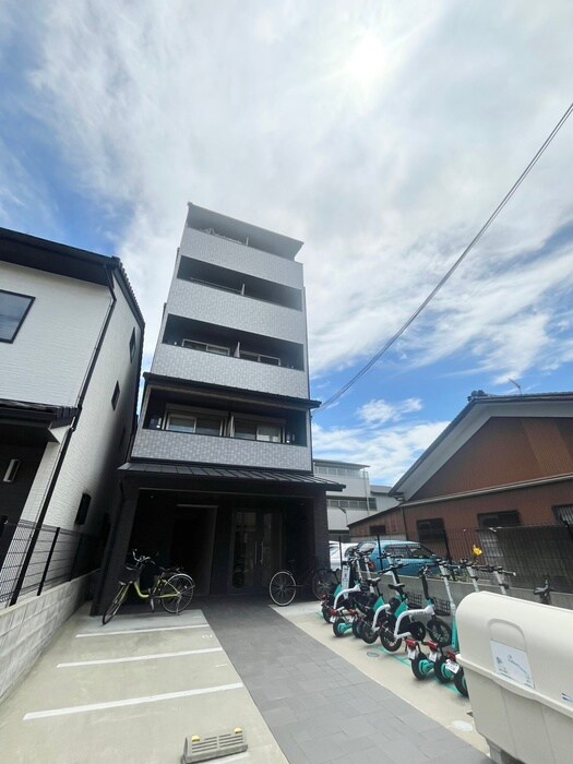 フラッティK&S千本寺之内の物件外観写真