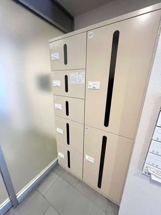 フラッティK&S千本寺之内の物件外観写真