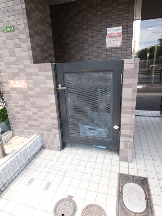 イースト新大阪の物件外観写真