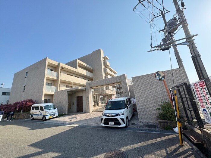 ル－チェ千里山の物件外観写真