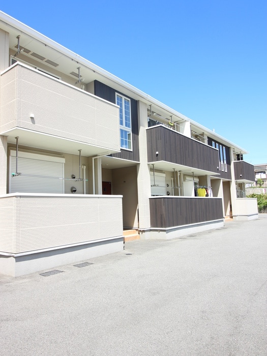 アンフィニの物件外観写真