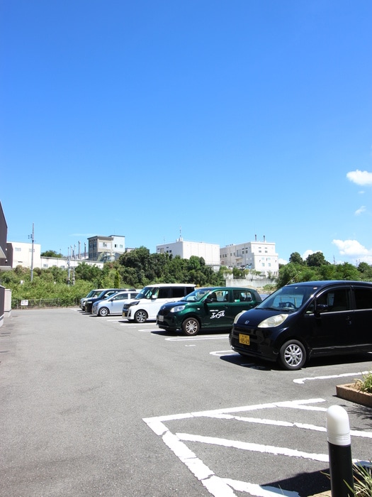 アンフィニの物件外観写真