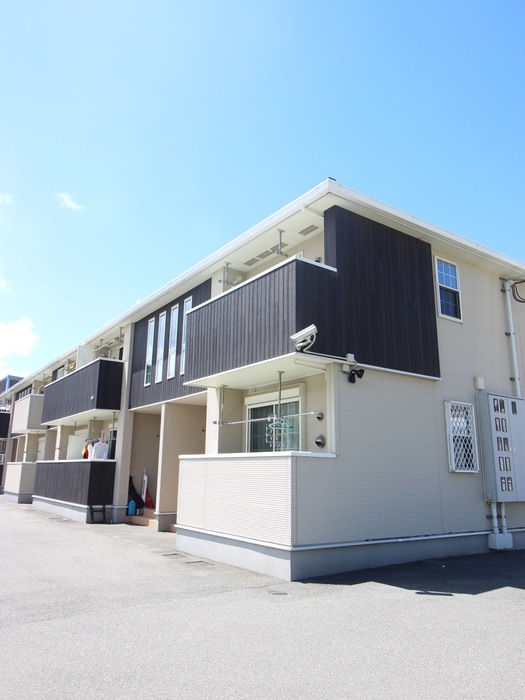 アンフィニの物件外観写真