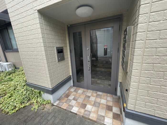 フラワーメゾンの物件外観写真