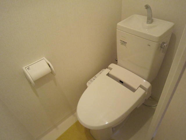 オリエンタル靱本町の物件内観写真