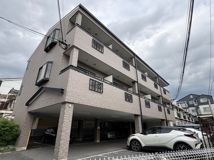 コスモ７の物件外観写真