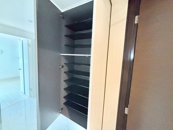 ラ・リュールＭＪの物件内観写真