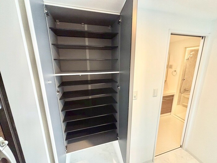 ラ・リュールＭＪの物件内観写真