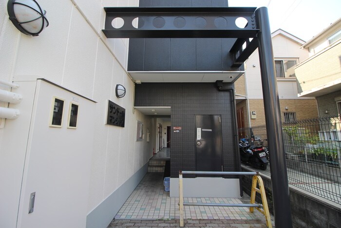 サンドール山口の物件外観写真