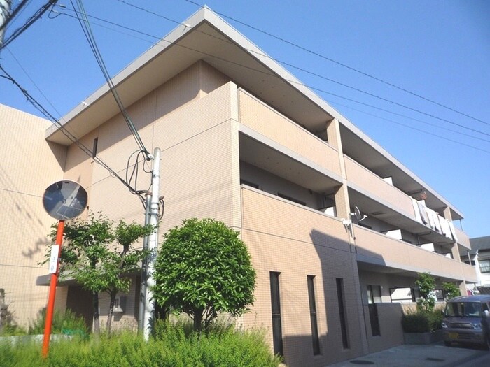 ラ・ペイナタ－ルの物件外観写真