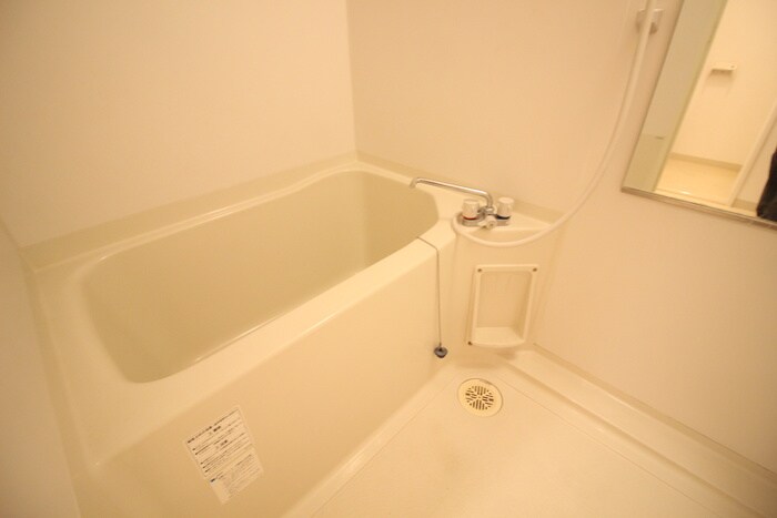 アンソレイユ茨木中津町の物件内観写真