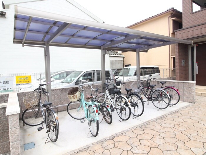 グランシャリオⅢの物件外観写真