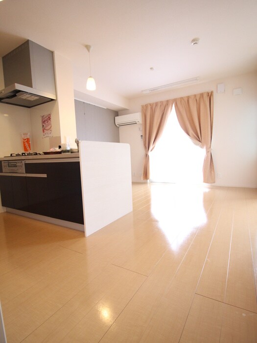 グランシャリオⅢの物件内観写真