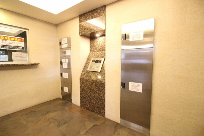 CREATO新大阪Serenity(601)の物件外観写真