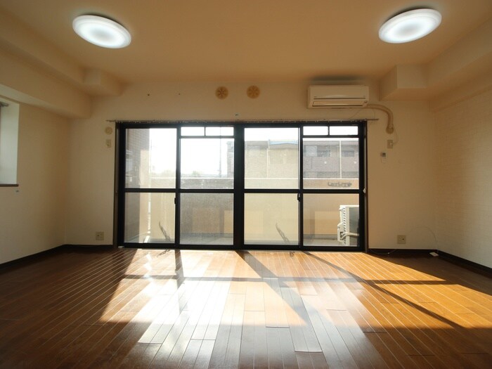 プラザハイツ二ツ屋Ａの物件内観写真