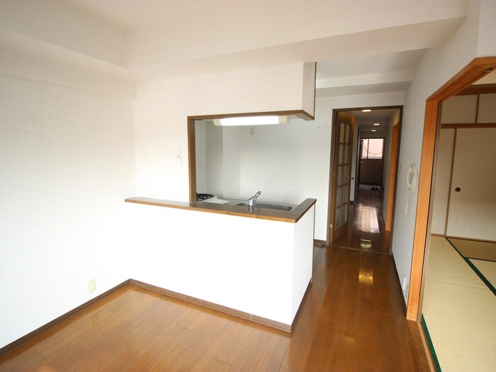 プラザハイツ二ツ屋Ａの物件内観写真