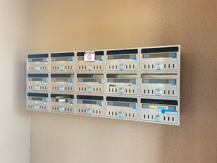 プラザハイツ二ツ屋Ａの物件外観写真