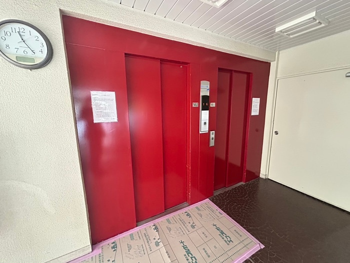 ｶﾈﾎﾞｳ三ツ池台ﾏﾝｼｮﾝ(301)の物件外観写真