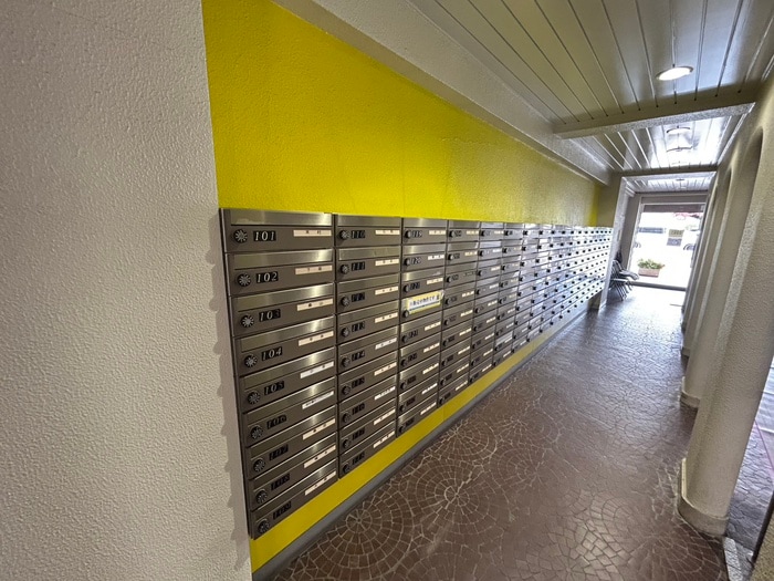 ｶﾈﾎﾞｳ三ツ池台ﾏﾝｼｮﾝ(301)の物件外観写真