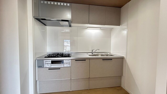 ｶﾈﾎﾞｳ三ツ池台ﾏﾝｼｮﾝ(301)の物件内観写真