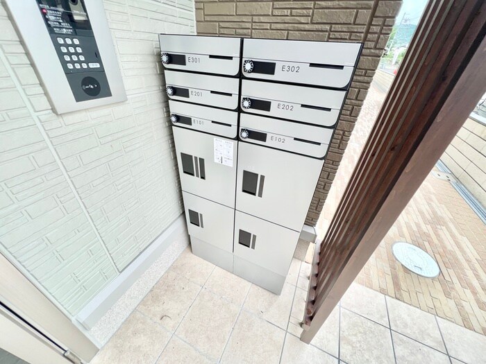 くおん嵯峨　東棟の物件外観写真