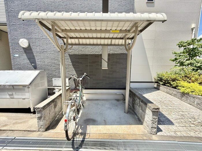 ア・ラ・モ－ド下島の物件外観写真