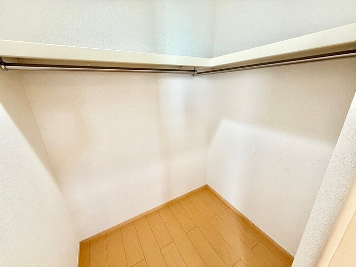 ア・ラ・モ－ド下島の物件内観写真