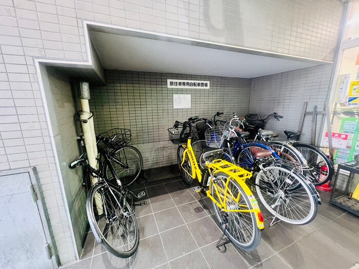 サンジュネス五条の物件外観写真