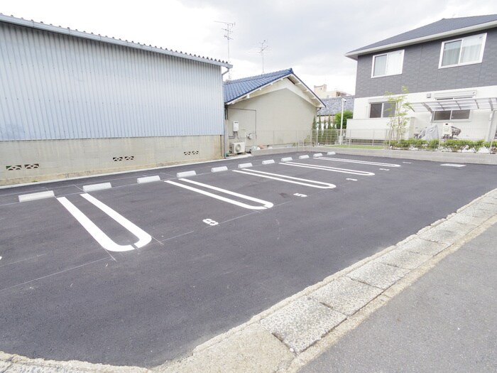 ウノ アルボルの物件外観写真