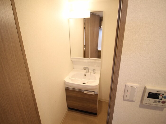 ﾌﾟﾚｻﾝｽTHE KYOTO 彩美（103）の物件内観写真