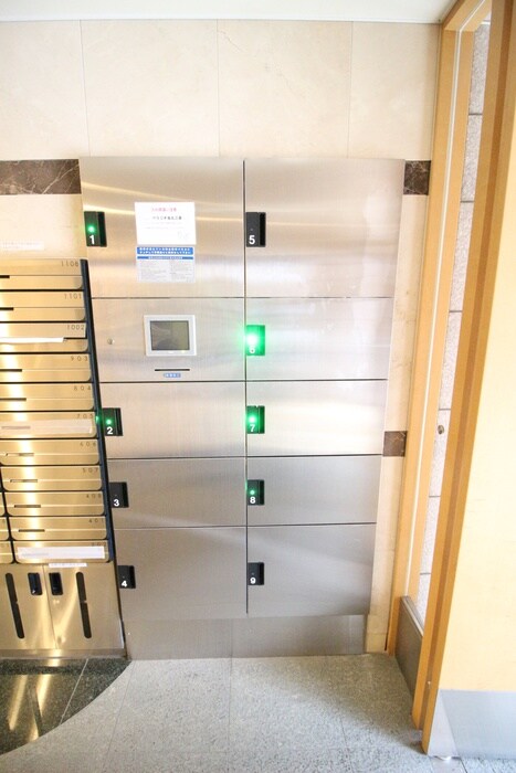 ベラジオ烏丸三条(302)の物件外観写真