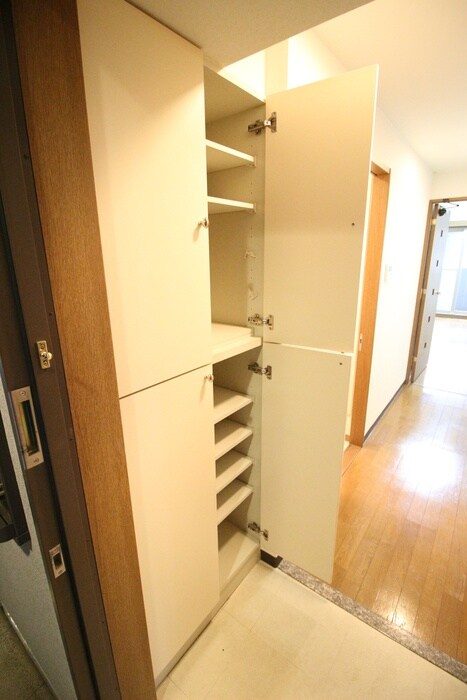 ベラジオ烏丸三条(302)の物件内観写真