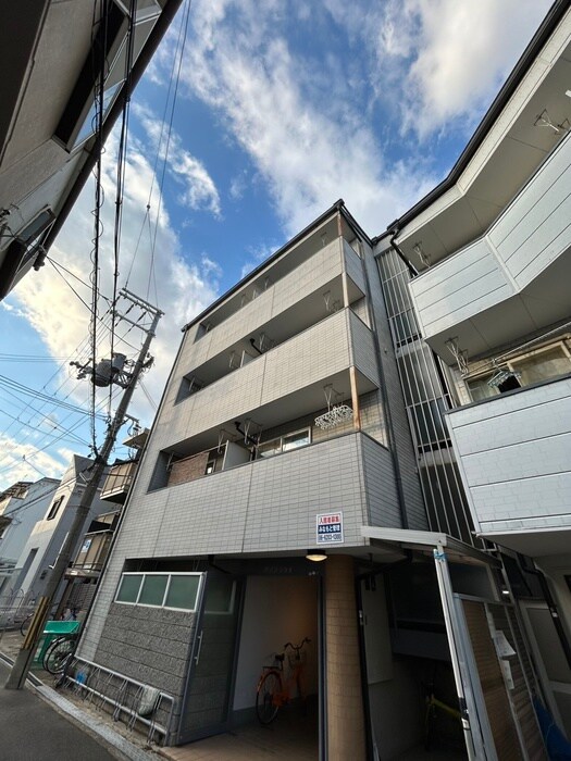 メゾンジョイの物件外観写真